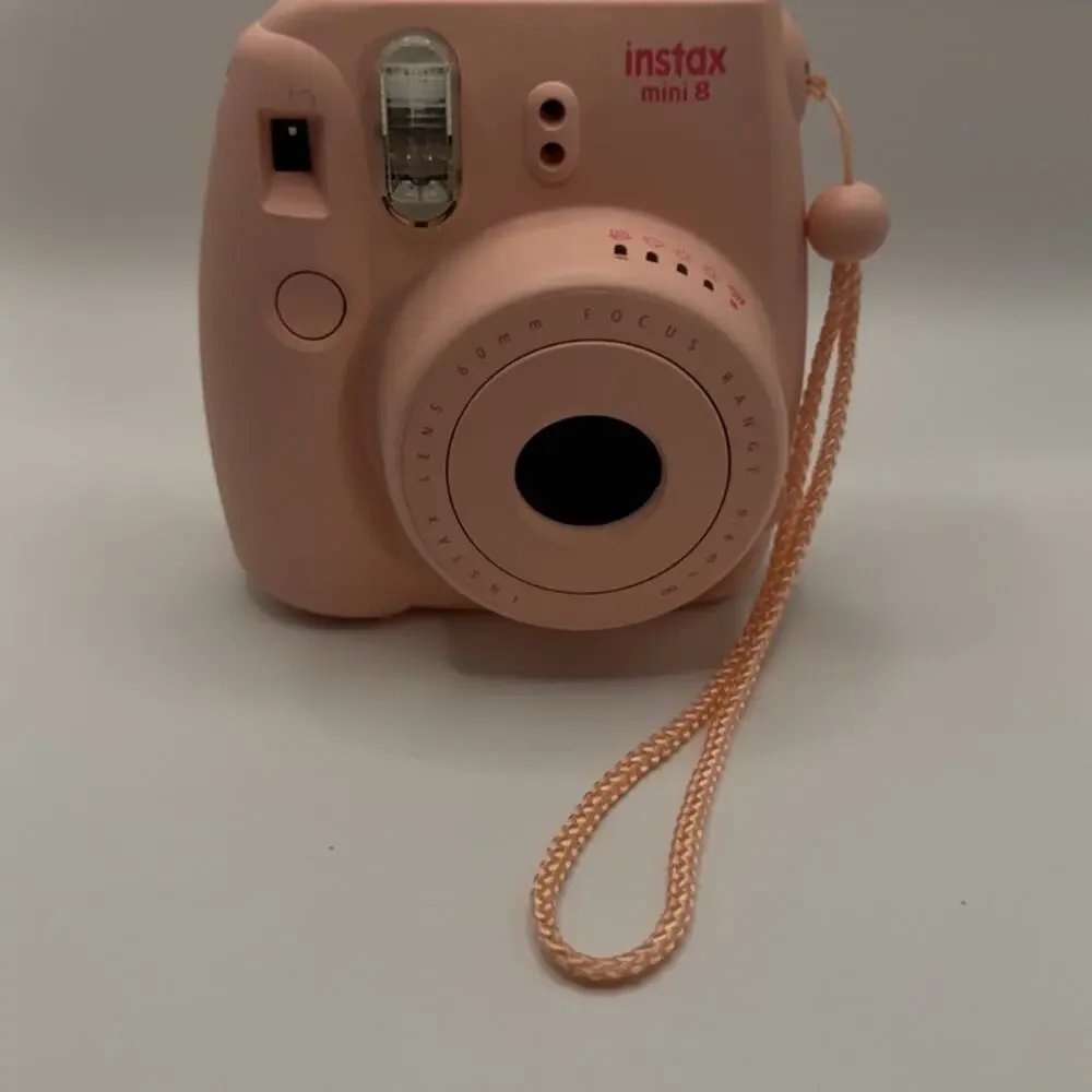 (Z) Fujifilm Instax Mini 9 Instant Camera Blush Pink With Strap and Case